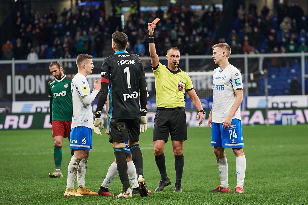 Absence of top scorer and match on neutral ground: all you need to know about Lokomotiv